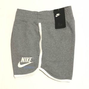 NIKE WOMEN’S MED HIGH-WAISTED SHORTS NWT